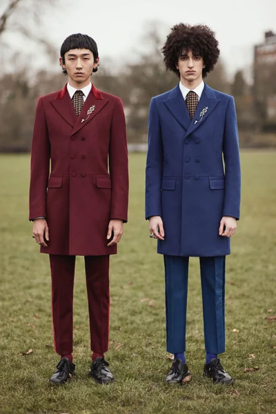 Look 15